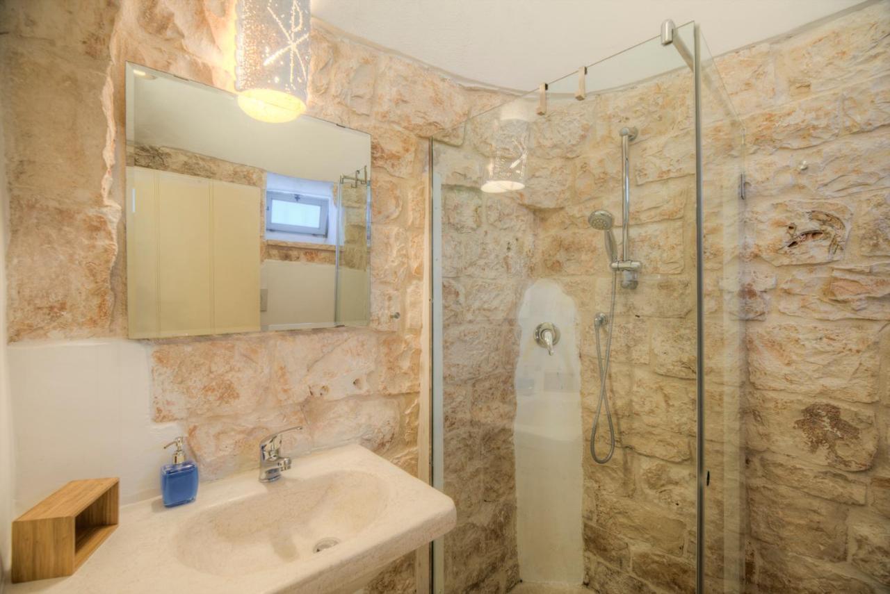 Trulli Capo Di Lupo By Rentbeat Villa ชิสแตร์นีโน ภายนอก รูปภาพ